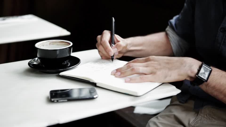une tasse de café